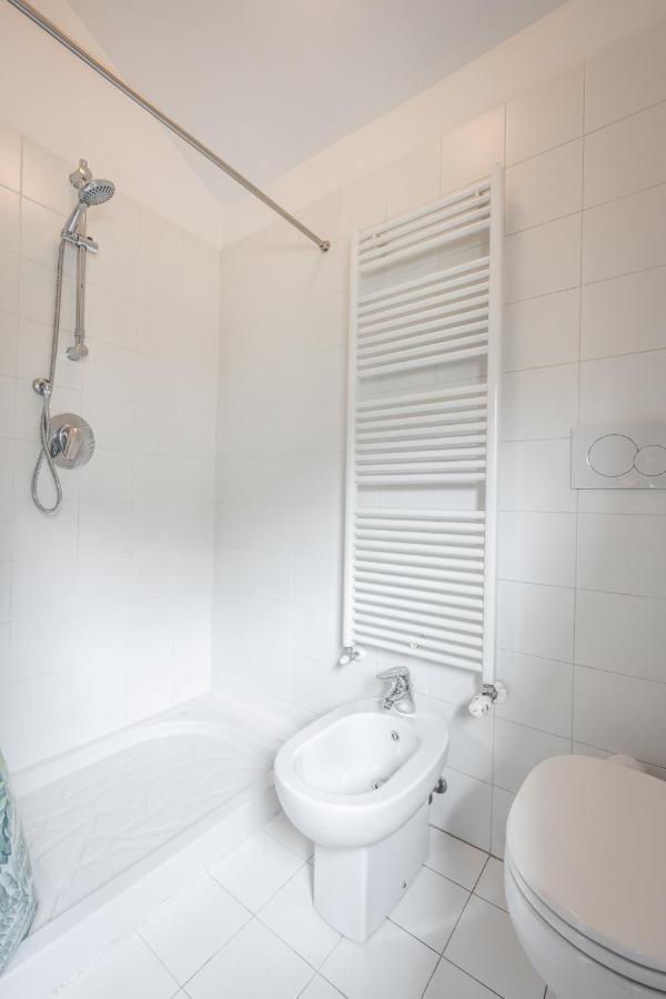 Apartmán The Orange Attic - Navigli Area Milán Exteriér fotografie